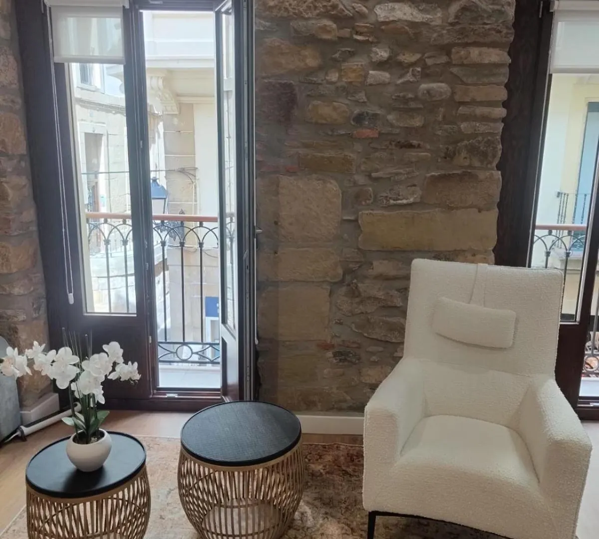 Port Relax With Ac License Ess03356 Apartment San Sebastian