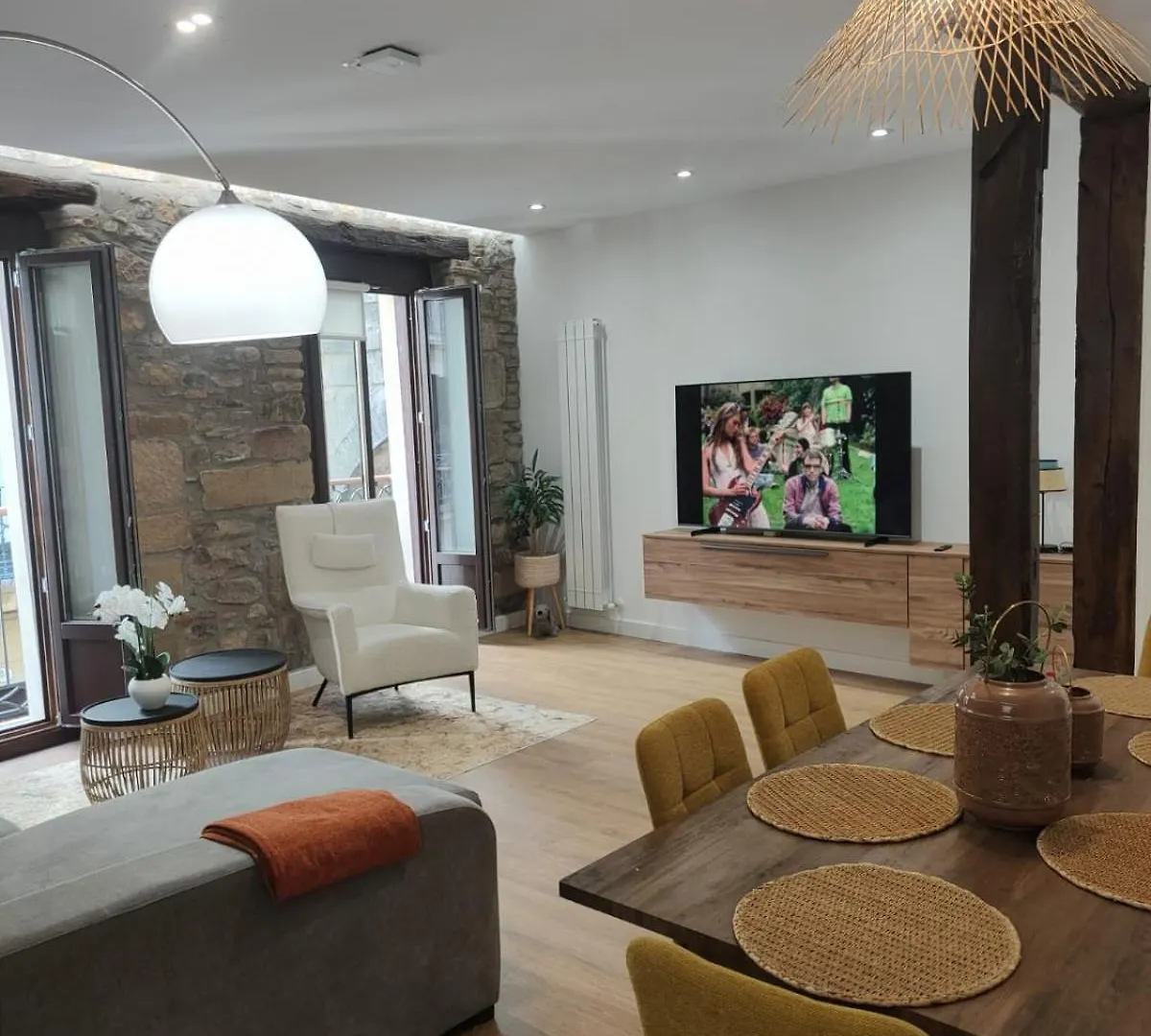 Port Relax With Ac License Ess03356 Apartment San Sebastian